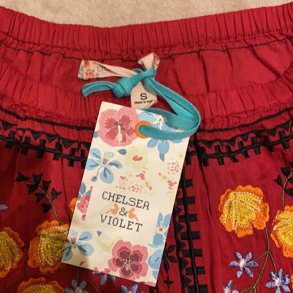 Chelsea & Violet Bohemian In Red-P-1 - Picture 8 of 9